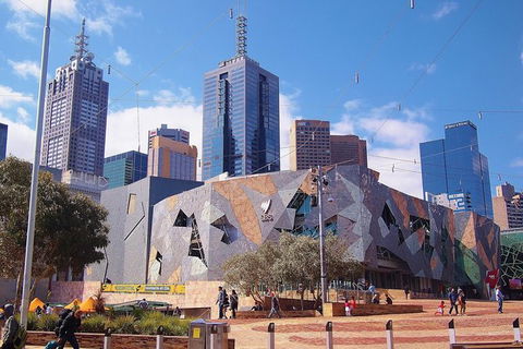 Melbourne Airport Transfers: Melbourne To Melbourne Airport MEL In Luxury Car - Grafton Accommodation 1
