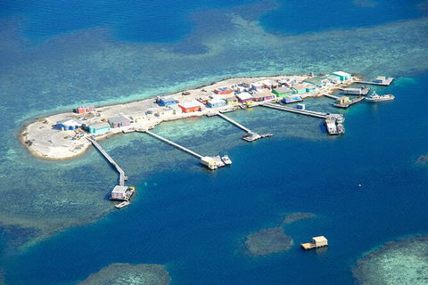 Shipwreck Special Full Day Tour Of The Abrolhos Islands - Grafton Accommodation 3