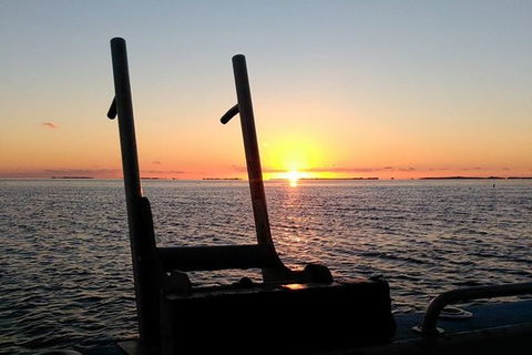 Sunset Geraldton Harbour Cruise - Grafton Accommodation 2