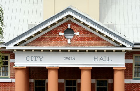 Maryborough City Hall - Grafton Accommodation 0