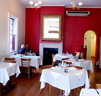 Black Ruby - Grafton Accommodation