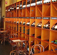 Lina's Bistro A Vin - Grafton Accommodation