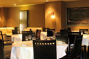 Mango Cafe Bar Restaurant - Grafton Accommodation 0