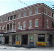 Earlwood Hotel - Grafton Accommodation
