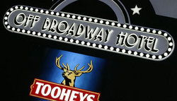 Off Broadway Hotel - Grafton Accommodation 0