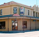 London Tavern - Grafton Accommodation