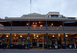 PJ O'Brien's Irish Pub - Grafton Accommodation 0