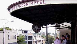London Hotel And Restaurant - Grafton Accommodation 1