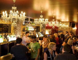 The Fringe Bar - Grafton Accommodation 1