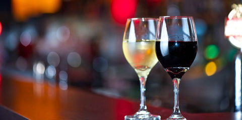 The Social Bar & Restaurant - Grafton Accommodation 0