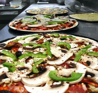 Zino Restaurant Pizzeria - Grafton Accommodation