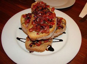 Annies Pizza & Restaurant - Grafton Accommodation 4