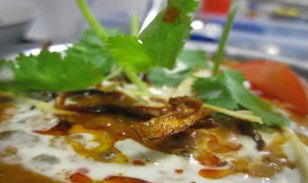 Kanishk Indian Restaurant - Grafton Accommodation 3