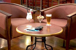Jabiru Bar - Grafton Accommodation 0