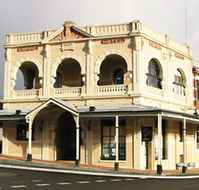 Empire Hotel - Grafton Accommodation