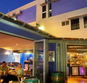 Wisdom Bar  Cafe - Grafton Accommodation