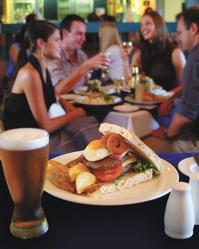 Champion Lakes Tavern - Grafton Accommodation 1