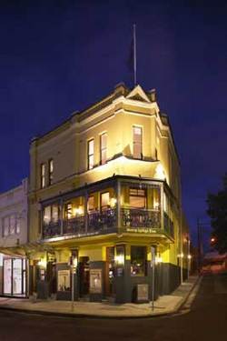 Durty Nelly's Bar - Grafton Accommodation 1