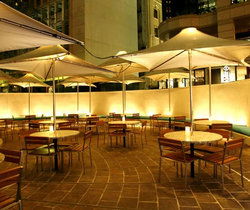 Ryans Bar - Grafton Accommodation 2