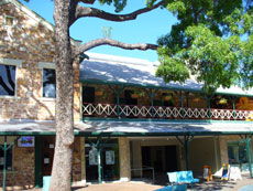 Victoria Hotel - Grafton Accommodation 2