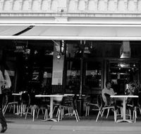 Benny's Bar  Cafe - Grafton Accommodation