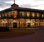 The Grand Terminus Hotel - Grafton Accommodation