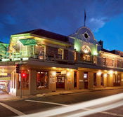Town Hall Hotel - Grafton Accommodation