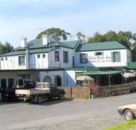 Robin Hood Hotel - Grafton Accommodation