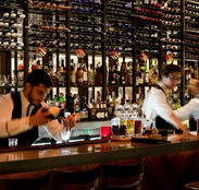 Black Bar - Grafton Accommodation