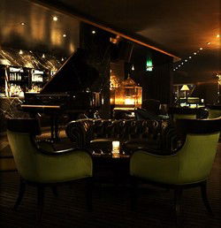 Trademark Hotel Lounge Bar And Piano Room - Grafton Accommodation 0
