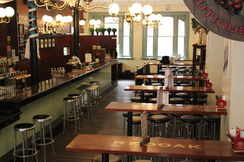 Redoak Boutique Beer Cafe - Grafton Accommodation 4