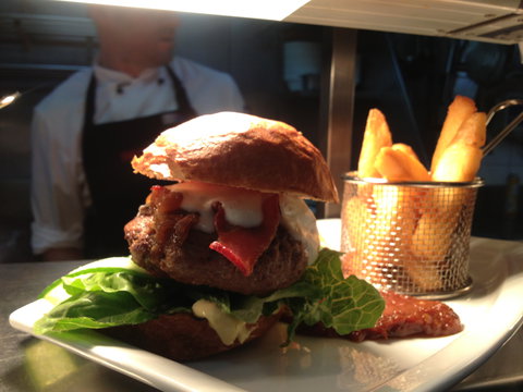 Redoak Boutique Beer Cafe - Grafton Accommodation 6