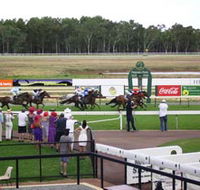 Pinjarra Race Club - Grafton Accommodation