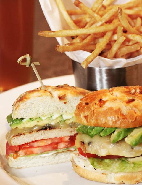 Yardhouse Bar & Brasserie - Grafton Accommodation 0