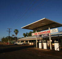 Ti Tree Roadhouse - Grafton Accommodation