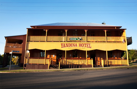 Yandina Hotel - Grafton Accommodation 2