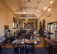 Union Bank Wine Bar - Grafton Accommodation