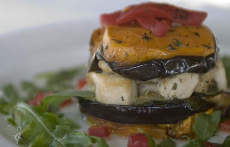 Peronis Restaurant - Grafton Accommodation 1