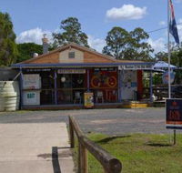 The White Bar - Grafton Accommodation