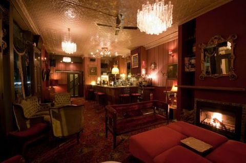 Back Bar Cocktail Lounge & Function Venue - Grafton Accommodation 0