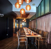 Dundees Restaurant on the Waterfront - Grafton Accommodation