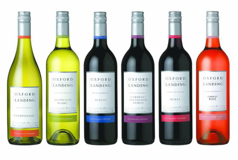 The Bungalow Hotel Gaming Food Bar - Grafton Accommodation 3