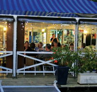 The Colonels Restaurant  Bar - Grafton Accommodation