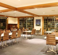 Seafarer Restaurant - Grafton Accommodation