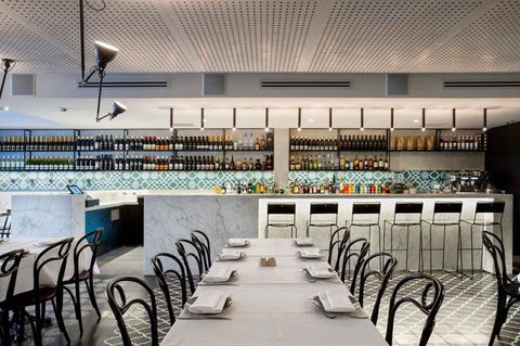 Zahli Modern Middle Eastern Restaurant - Grafton Accommodation 10