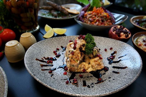 Zahli Modern Middle Eastern Restaurant - Grafton Accommodation 9