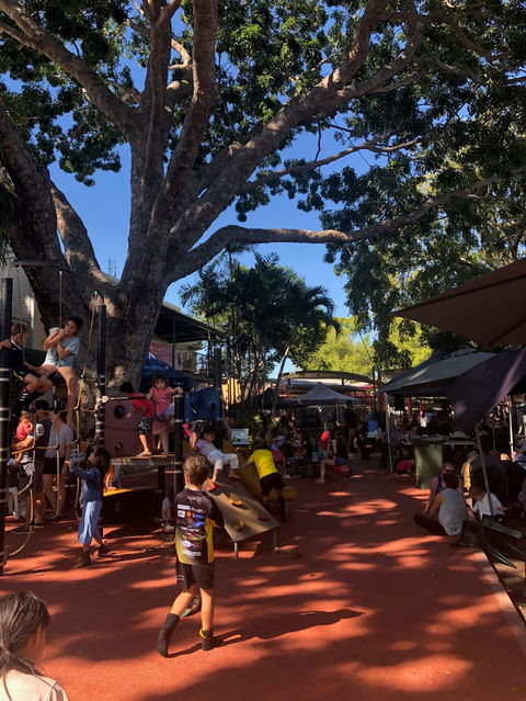 Nightcliff Markets - Grafton Accommodation 0