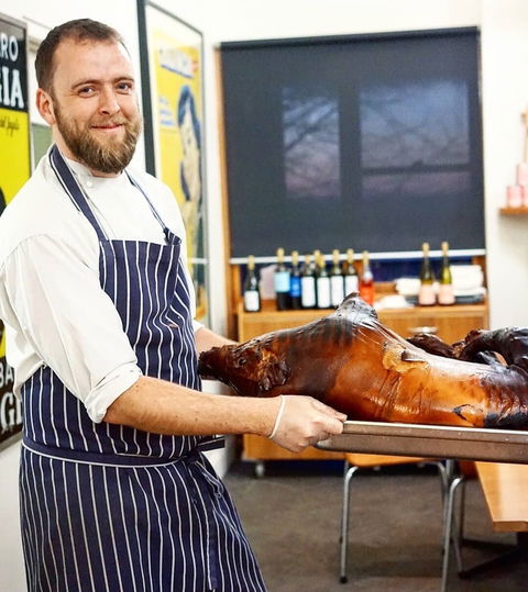 Fireside Pig And Pinot At Contentious Character - Grafton Accommodation 0