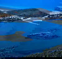 Causeway Lake Markets - Grafton Accommodation