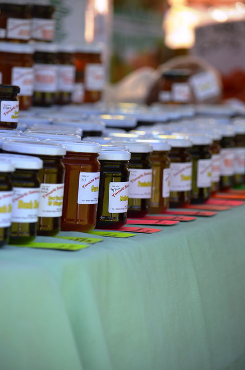 Centenary Park Charity Markets - Grafton Accommodation 1